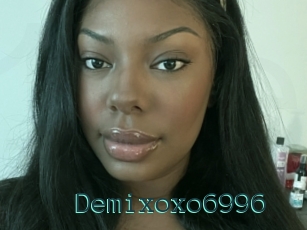 Demixoxo6996