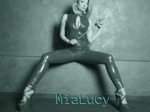MiaLucy